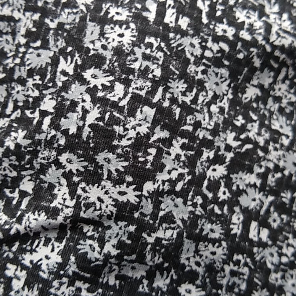 Lululemon Sports Bra - Picture 7 of 7